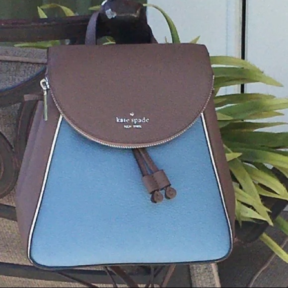 KATE SPADE LEILA MEDIUM FLAP BACKPACK BLUE TAN - Picture 4 of 12